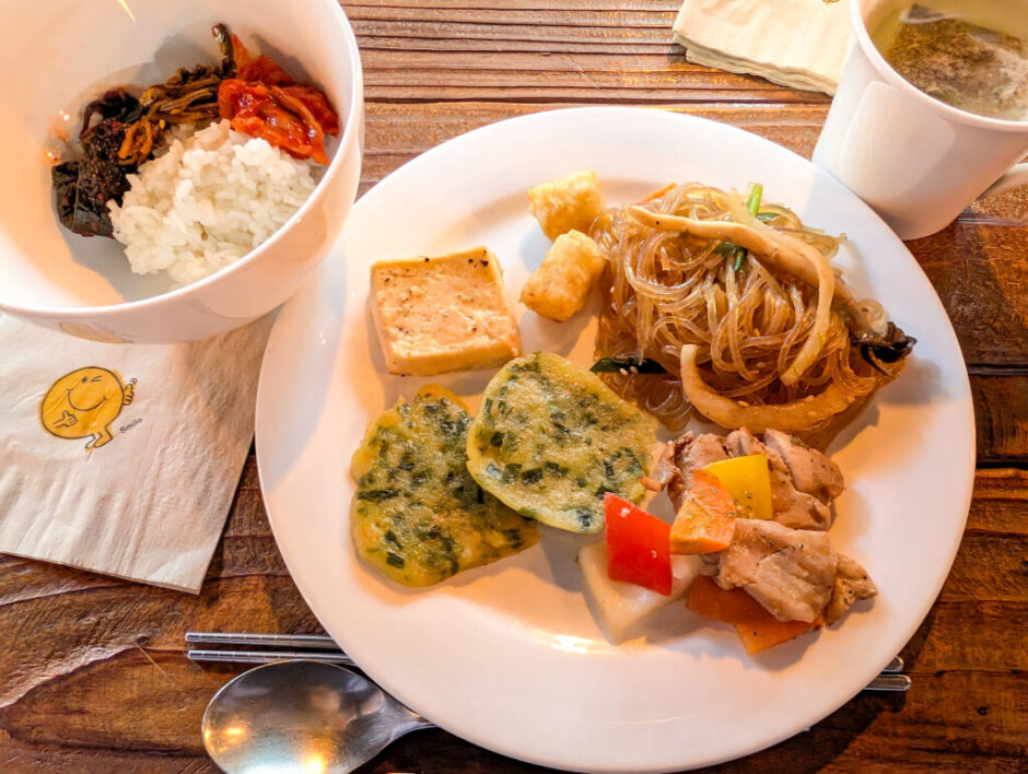 【韓国旅④】ホテルミッドシティ明洞の朝食ビュッフェ。想像以上に種類豊富で美味でした！
